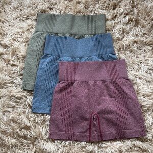 AHLW High-Waist Active Shorts Trio - Olive, Blue, Burgundy XS
